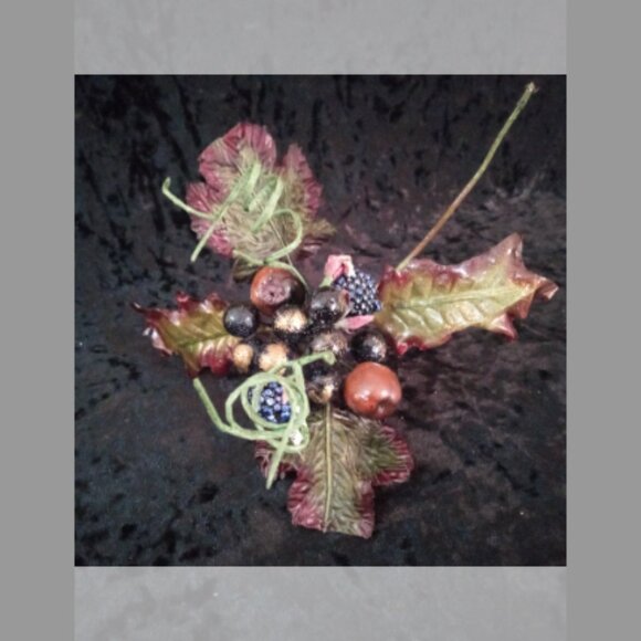 1 Lot of 6 Crafter  Berries Black and Blue Decoration for Crafters - Picture 4 of 6